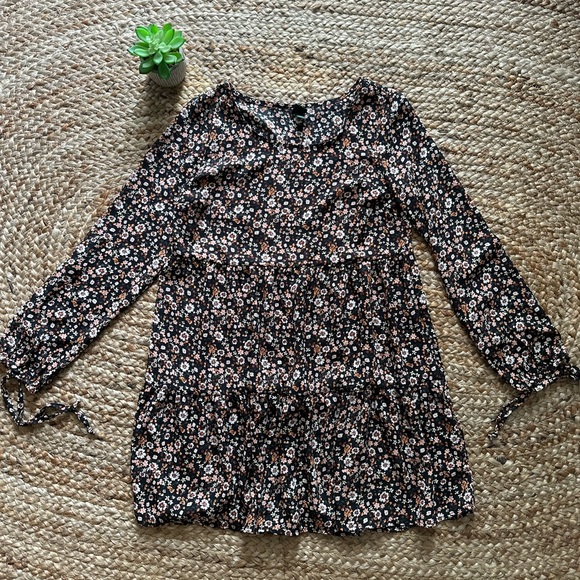 FLORAL RUFFLE DRESS - Picture 1 of 5
